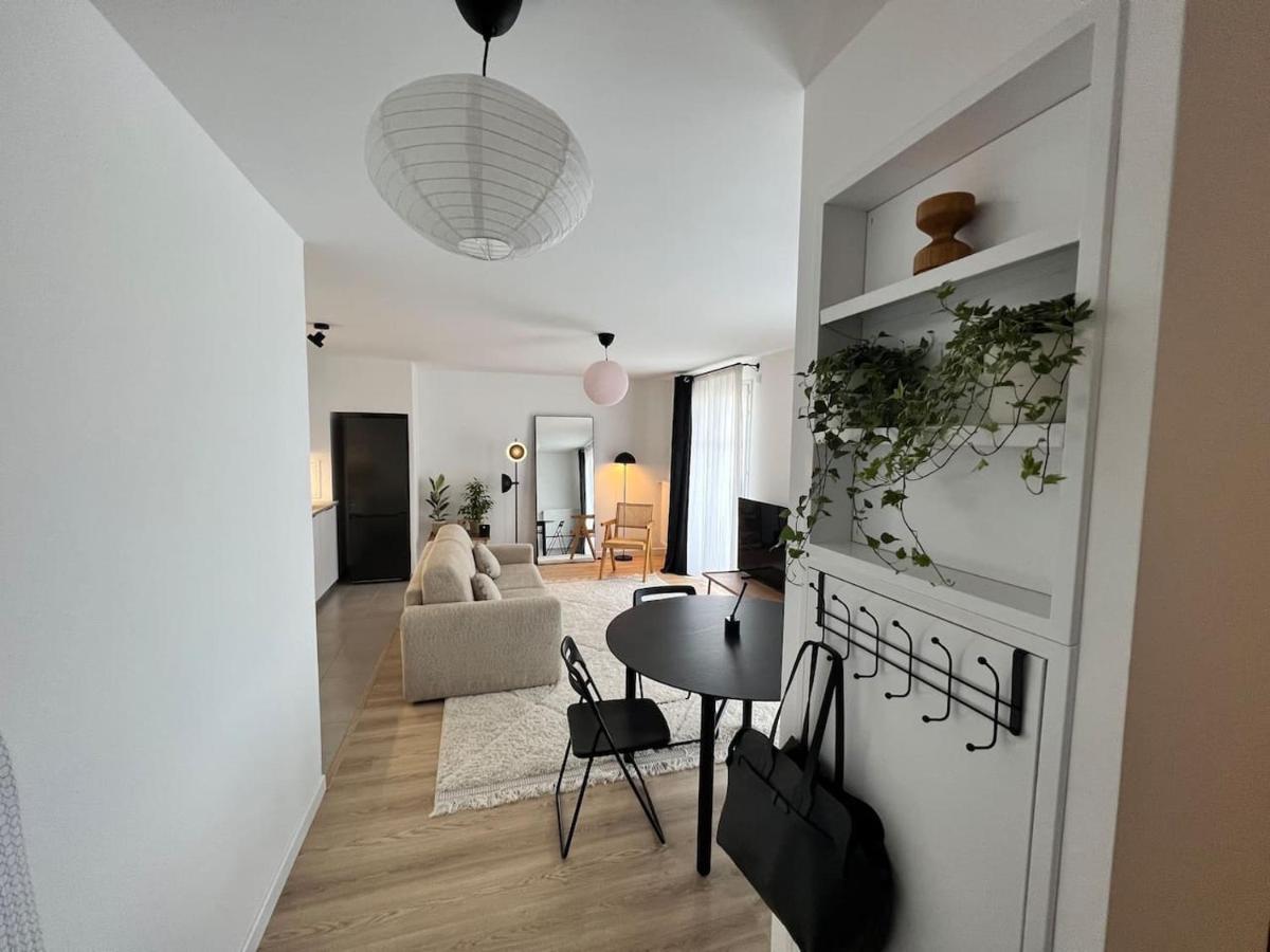 Disneyland Minimalist Lifestyle - 5 Pax Apartment Serris Exterior photo