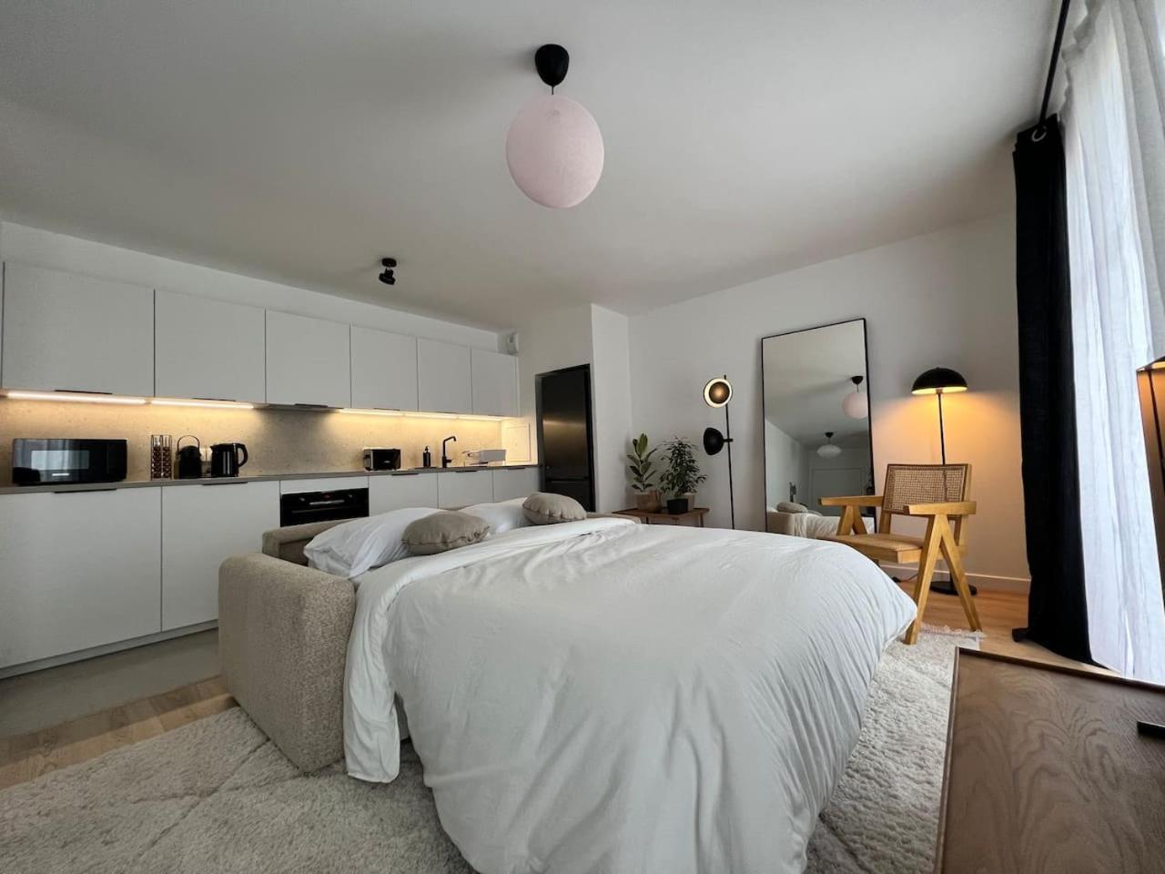 Disneyland Minimalist Lifestyle - 5 Pax Apartment Serris Exterior photo